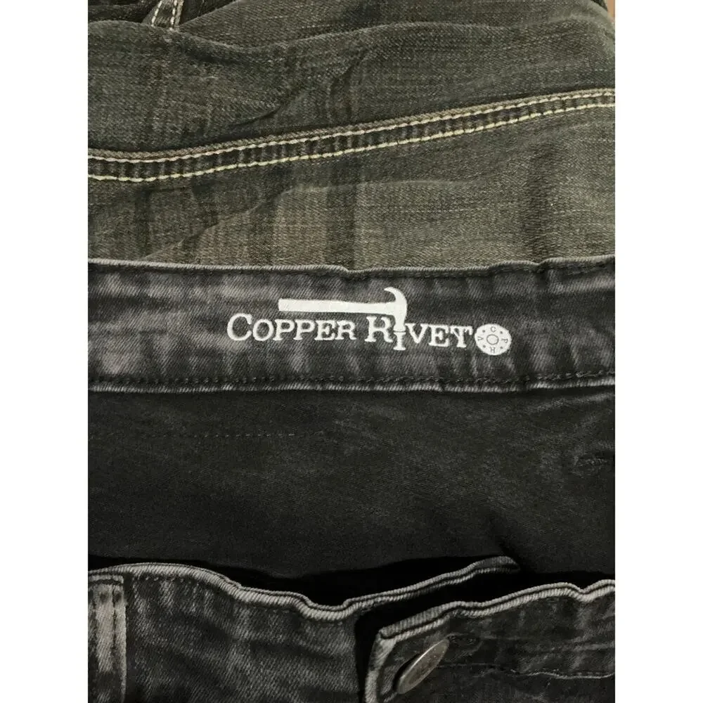 COPPER RIVET SIZE 38/32 jeans